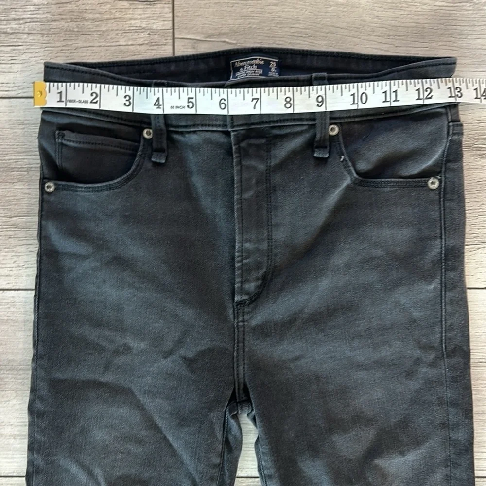 Abercrombie Simone high rise super skinny jeans in black size 25